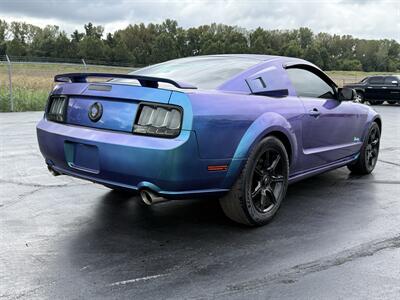 2005 Ford Mustang V6 Deluxe - Photo 6 - Cahokia, IL 62206