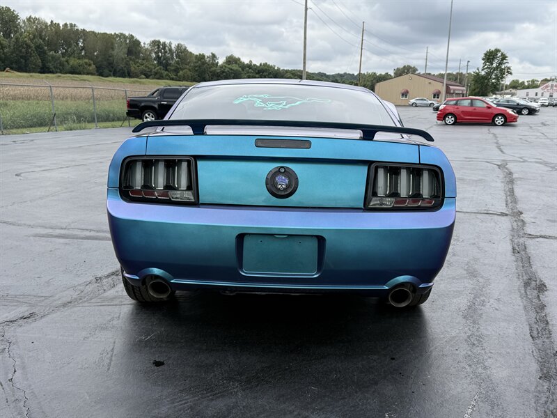 2005 Ford Mustang V6 Deluxe - Photo 5 - Cahokia, IL 62206