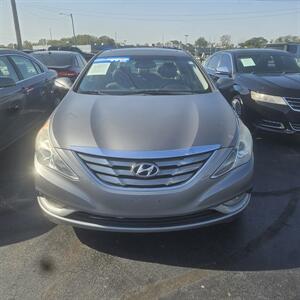 2014 Hyundai SONATA Limited 2.0T   - Photo 1 - Belleville, IL 62223