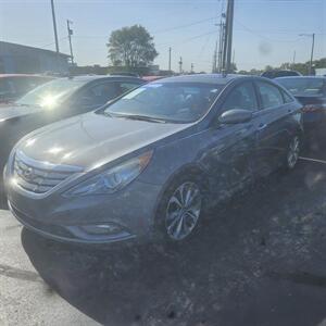 2014 Hyundai SONATA Limited 2.0T   - Photo 2 - Belleville, IL 62223