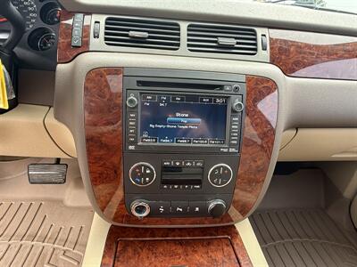 2010 Chevrolet Avalanche LTZ - Photo 14 - Cahokia, IL 62206