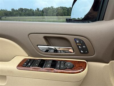 2010 Chevrolet Avalanche LTZ - Photo 16 - Cahokia, IL 62206