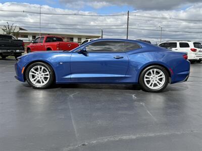 2019 Chevrolet Camaro LS - Photo 8 - Cahokia, IL 62206
