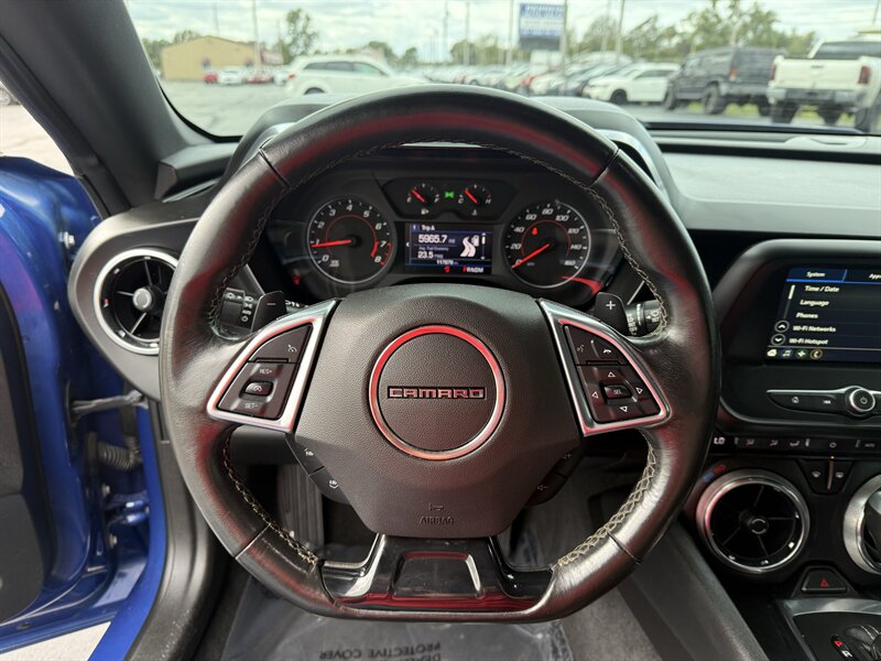2019 Chevrolet Camaro LS - Photo 10 - Cahokia, IL 62206