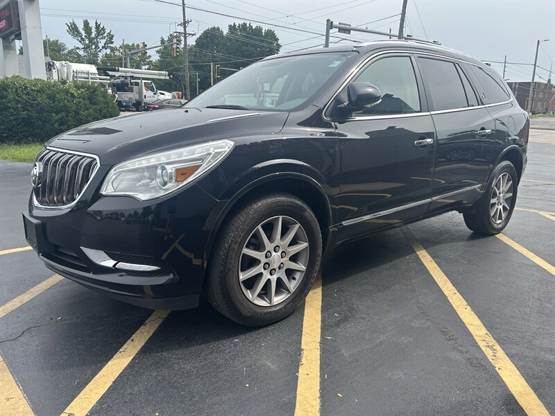 2017 Buick Enclave Convenience - Photo 3 - Fairview Heights, IL 62208