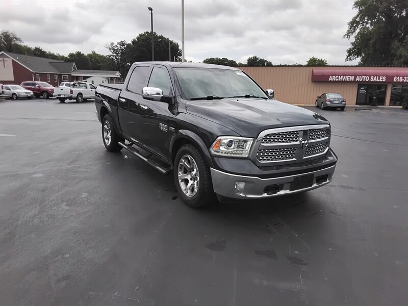 2016 RAM 1500 Laramie   - Photo 1 - Cahokia, IL 62206