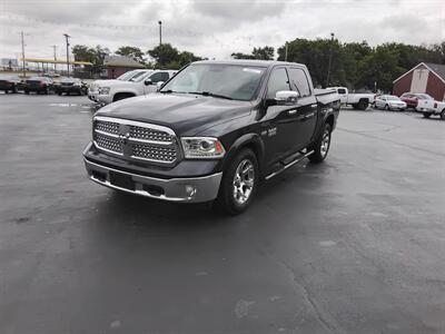2016 RAM 1500 Laramie   - Photo 2 - Cahokia, IL 62206