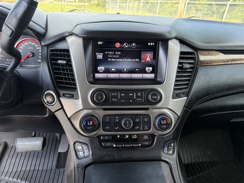 2015 GMC Yukon XL Denali - Photo 15 - Cahokia, IL 62206