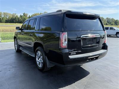 2015 GMC Yukon XL Denali - Photo 8 - Cahokia, IL 62206