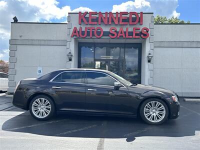 2012 Chrysler 300C   - Photo 1 - Fairview Heights, IL 62208