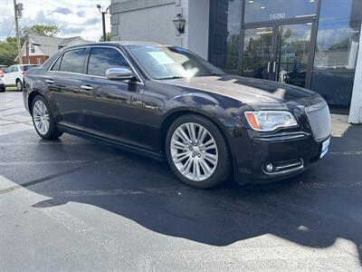 2012 Chrysler 300C   - Photo 2 - Fairview Heights, IL 62208