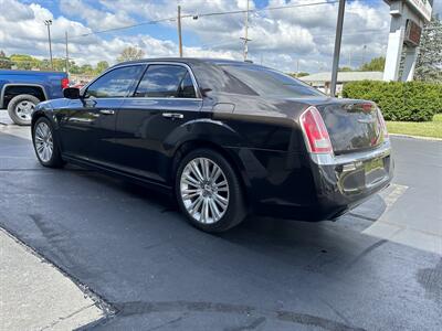 2012 Chrysler 300C   - Photo 5 - Fairview Heights, IL 62208