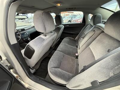 2012 Chevrolet Impala LT Fleet   - Photo 10 - Cahokia, IL 62206
