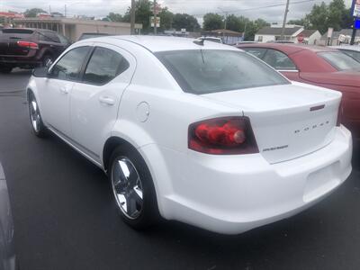 2013 Dodge Avenger SE   - Photo 4 - Belleville, IL 62226