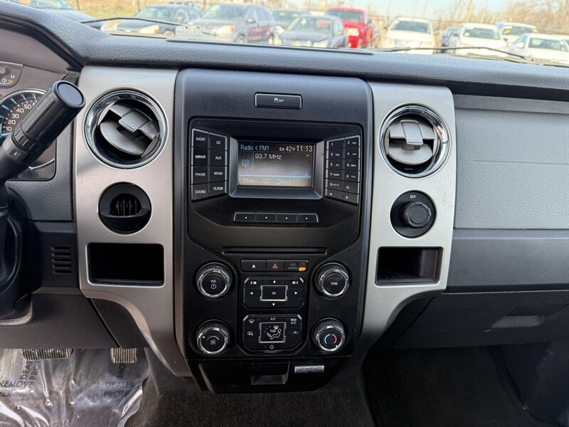 2013 Ford F-150 XLT - Photo 13 - Cahokia, IL 62206