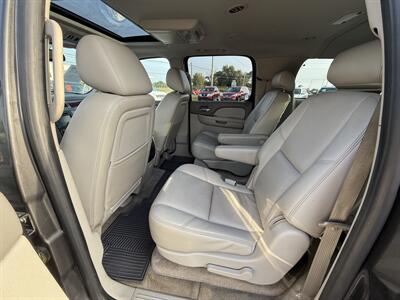 2010 GMC Yukon XL SLT   - Photo 11 - Cahokia, IL 62206