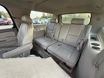2010 GMC Yukon XL SLT   - Photo 12 - Cahokia, IL 62206