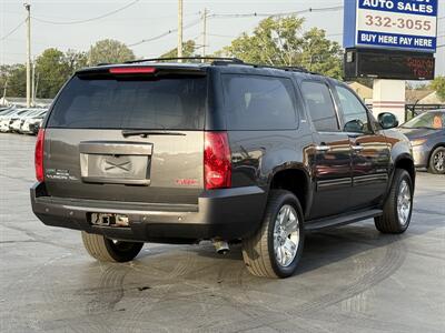 2010 GMC Yukon XL SLT   - Photo 8 - Cahokia, IL 62206