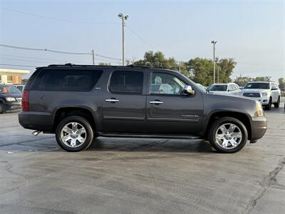 2010 GMC Yukon XL SLT   - Photo 5 - Cahokia, IL 62206
