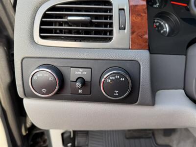 2010 GMC Yukon XL SLT   - Photo 17 - Cahokia, IL 62206