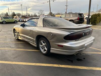 2002 Pontiac Firebird   - Photo 5 - Fairview Heights, IL 62208