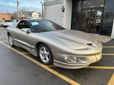 2002 Pontiac Firebird   - Photo 2 - Fairview Heights, IL 62208