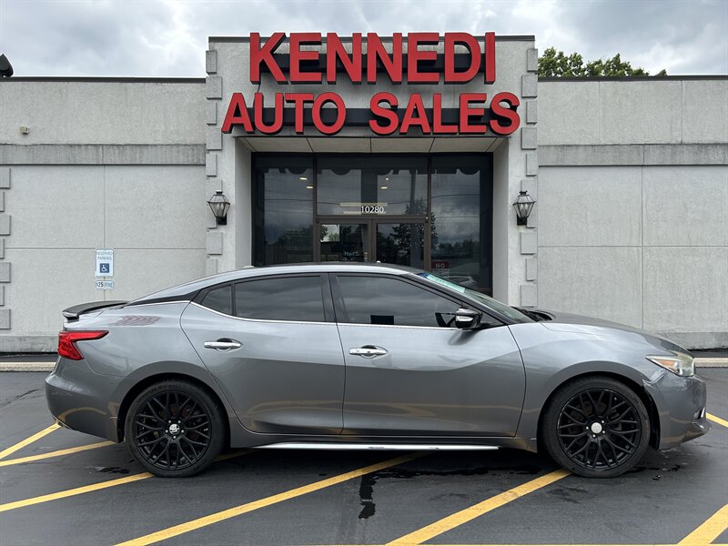 2016 Nissan Maxima 3.5 S - Photo 1 - Fairview Heights, IL 62208