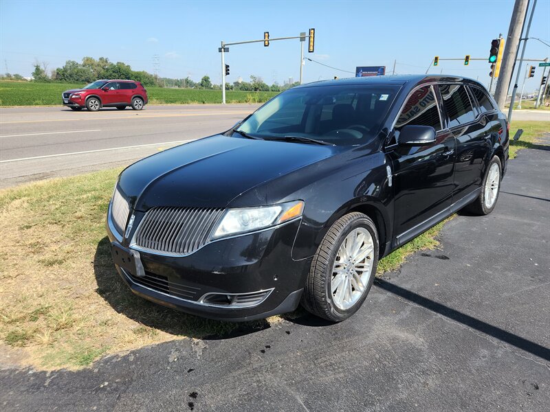 2013 Lincoln MKT EcoBoost - Photo 1 - Cahokia, IL 62206