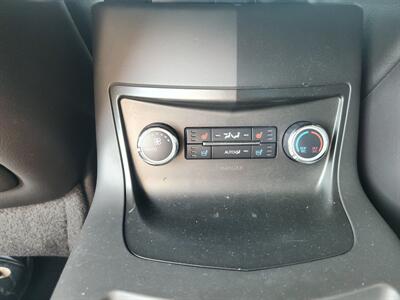 2013 Lincoln MKT EcoBoost   - Photo 6 - Cahokia, IL 62206