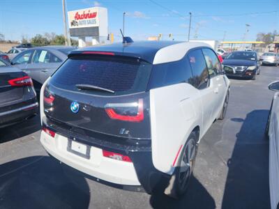 2014 BMW i3   - Photo 4 - Cahokia, IL 62206