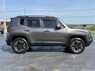 2016 Jeep Renegade Trailhawk   - Photo 4 - Cahokia, IL 62206