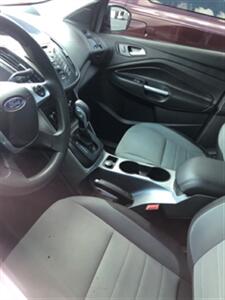 2015 Ford Escape SE   - Photo 6 - Belleville, IL 62226