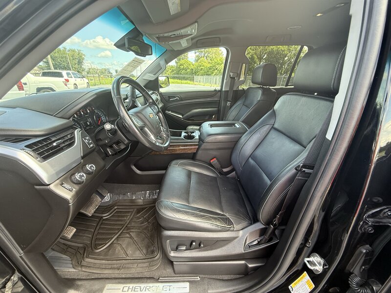 2019 Chevrolet Tahoe LT - Photo 10 - Cahokia, IL 62206
