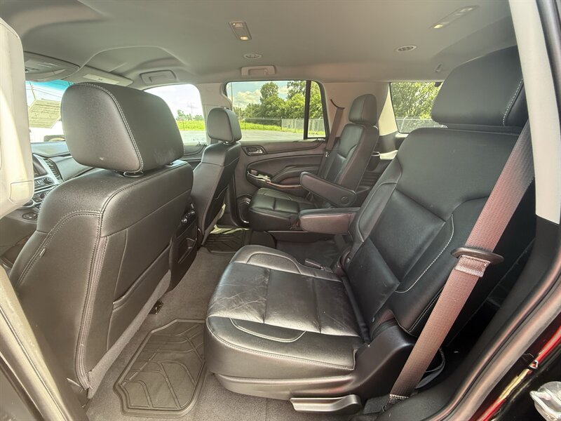 2019 Chevrolet Tahoe LT - Photo 11 - Cahokia, IL 62206