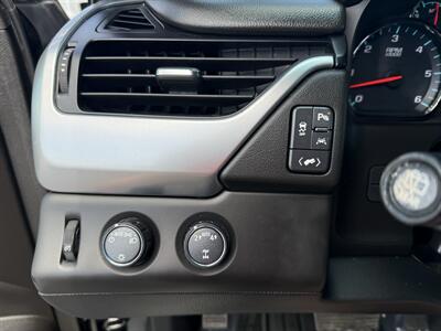2019 Chevrolet Tahoe LT - Photo 17 - Cahokia, IL 62206