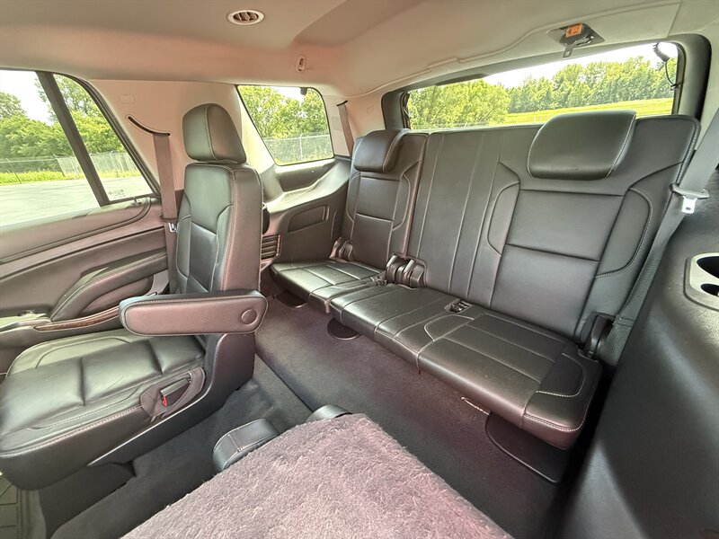 2019 Chevrolet Tahoe LT - Photo 12 - Cahokia, IL 62206