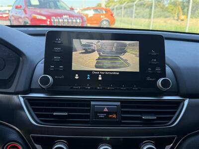 2019 Honda Accord Hybrid - Photo 13 - Cahokia, IL 62206