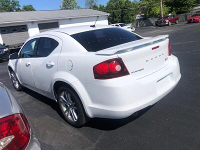 2011 Dodge Avenger Heat   - Photo 3 - Belleville, IL 62226