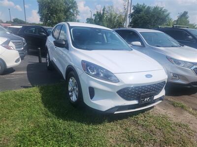 2022 Ford Escape SE   - Photo 1 - Cahokia, IL 62206