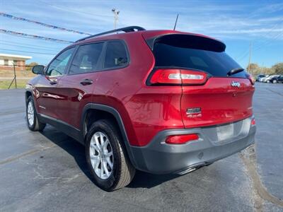 2016 Jeep Cherokee Sport   - Photo 6 - Cahokia, IL 62206