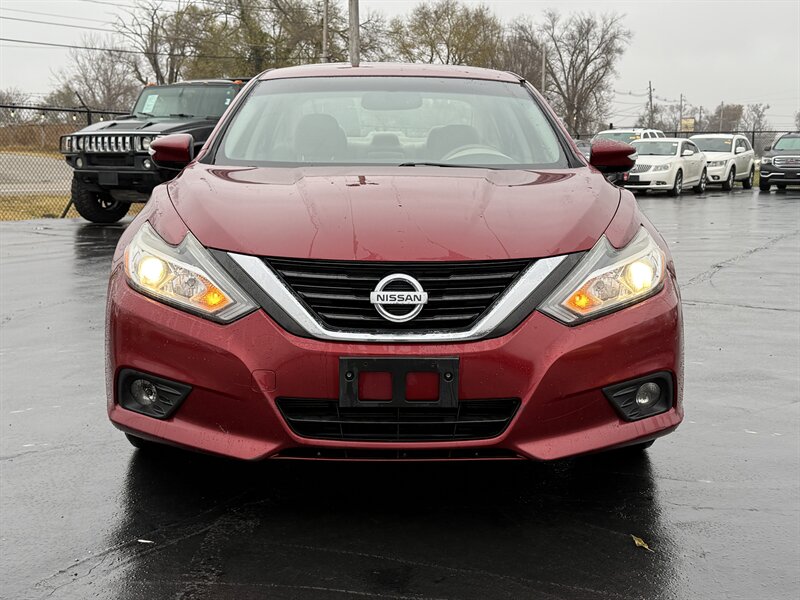 2018 Nissan Altima 2.5 S - Photo 2 - Cahokia, IL 62206