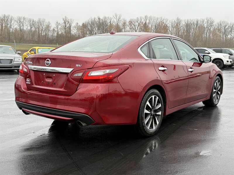 2018 Nissan Altima 2.5 S - Photo 5 - Cahokia, IL 62206