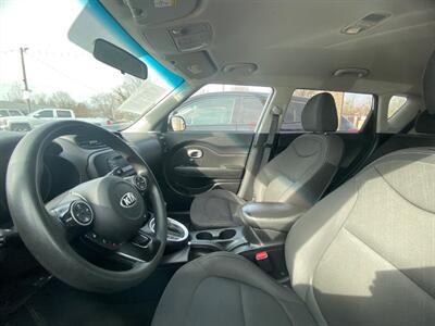 2015 Kia Soul   - Photo 5 - Belleville, IL 62226
