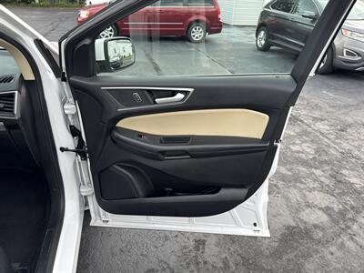 2021 Ford Edge SEL - Photo 14 - Millstadt, IL 62260