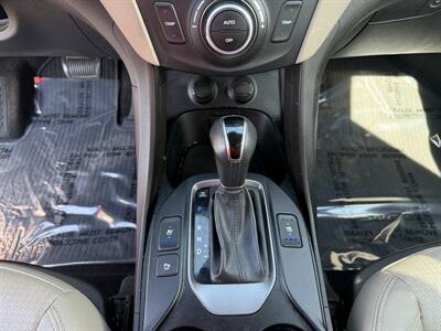2015 Hyundai SANTA FE Sport 2.4L Premium   - Photo 14 - Cahokia, IL 62206