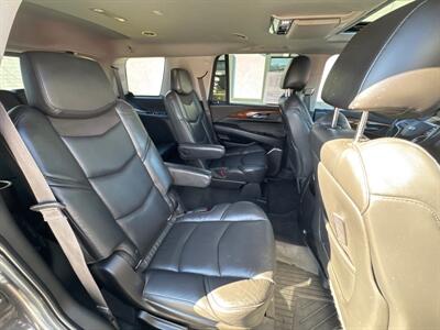 2017 Cadillac Escalade Premium Luxury   - Photo 28 - Millstadt, IL 62260