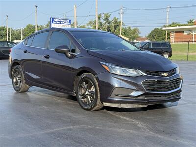2016 Chevrolet Cruze LT Auto   - Photo 2 - Cahokia, IL 62206