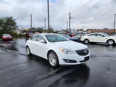 2015 Buick Regal   - Photo 1 - Cahokia, IL 62206