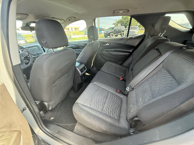 2018 Chevrolet Equinox LT - Photo 12 - Cahokia, IL 62206