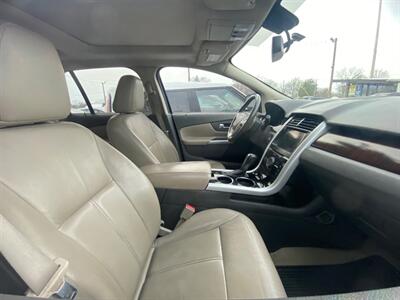2011 Ford Edge Limited   - Photo 9 - Belleville, IL 62226